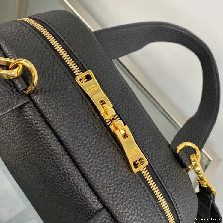 Fashionrepsfam ru 2209YZ0018 Prada Bag 0801